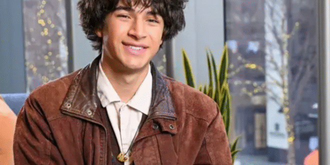 Un joven de 18 años revoluciona la astronomía al descubrir millones de objetos cósmicos ocultos con inteligencia artificial